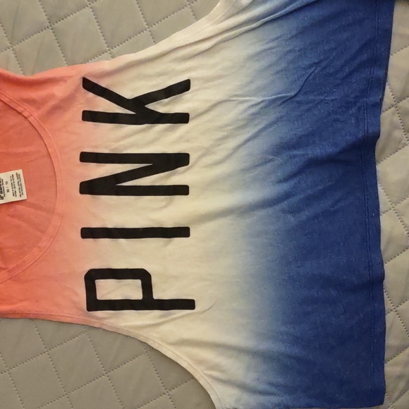 Bundle of PINK and Hollister cropped tank tops size XS - Picture 2 of 6